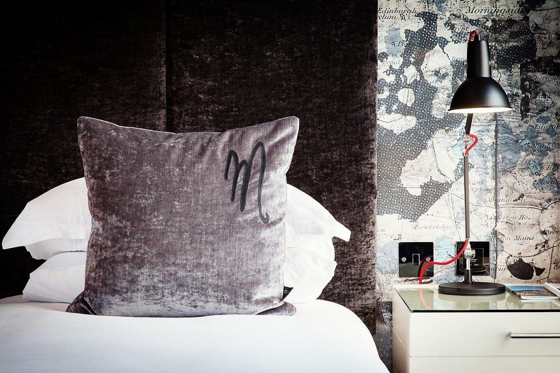 มัลแมซง เอดินบะระ Hotel ภายนอก รูปภาพ