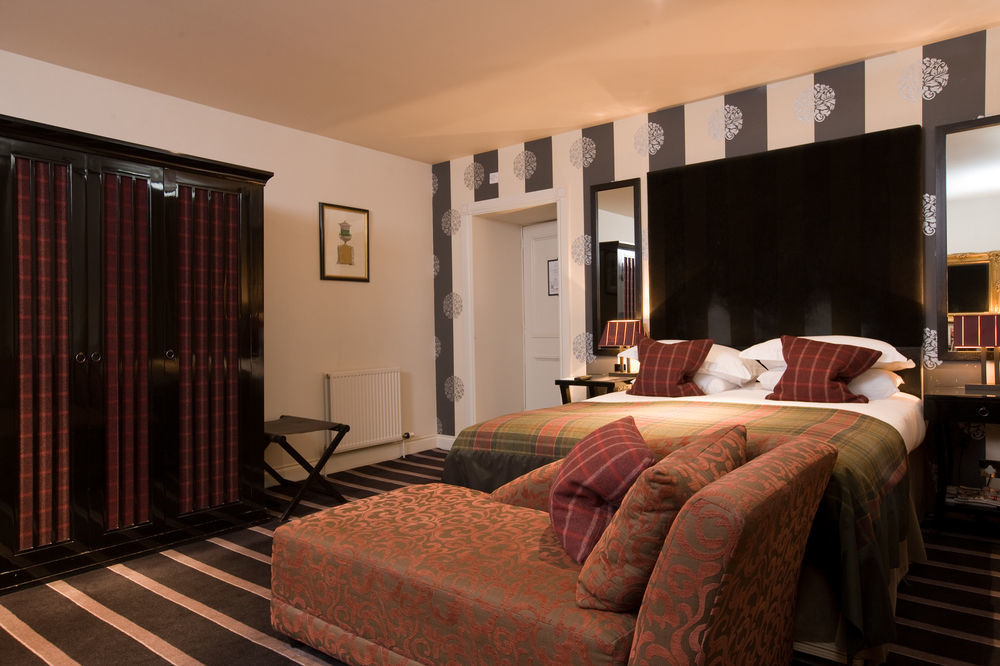 มัลแมซง เอดินบะระ Hotel ภายนอก รูปภาพ